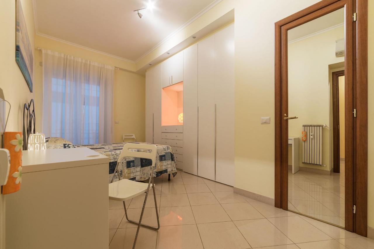 Lovely Flat Marconi District Рим Екстер'єр фото