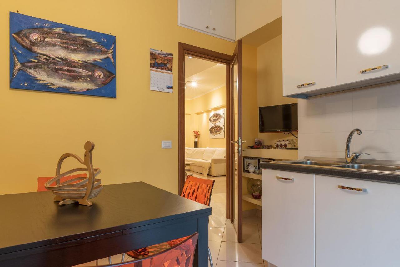 Lovely Flat Marconi District Рим Екстер'єр фото